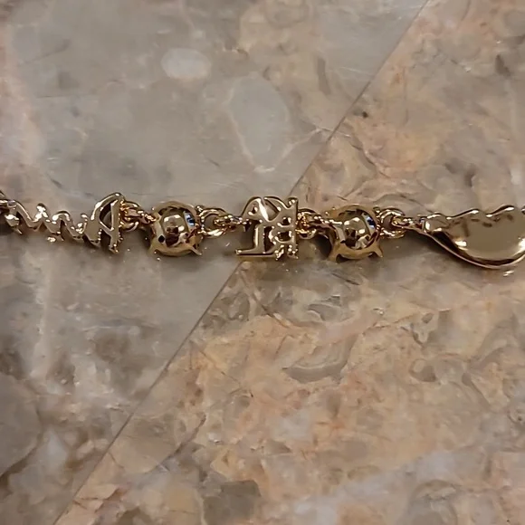 NEW KARL LAGERFELD NECKLACE - Picture 3 of 8